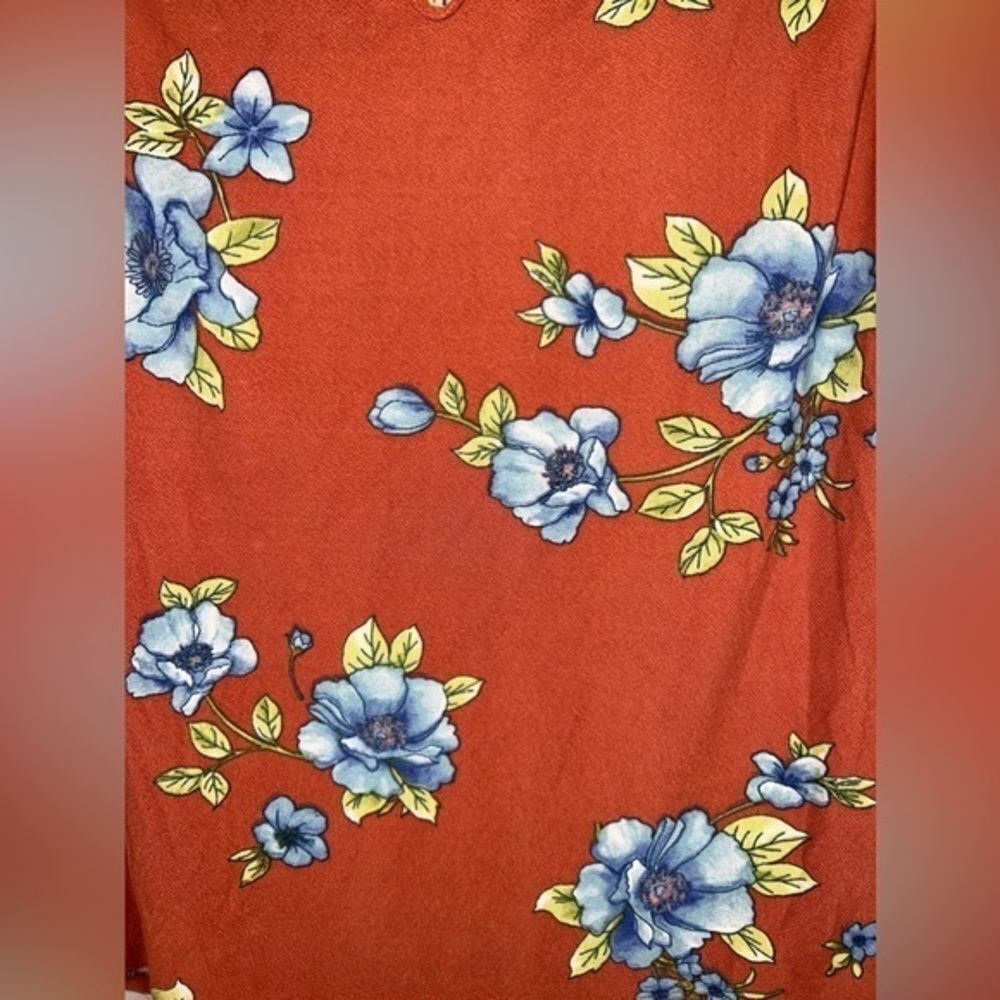 Mauve brand knit/ crocheted floral sleeveless top size 1x stretch - Picture 5 of 7